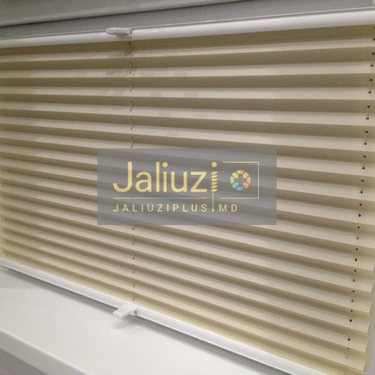 Foto Draperii plise Galeria  Chisinau, Moldova - 37